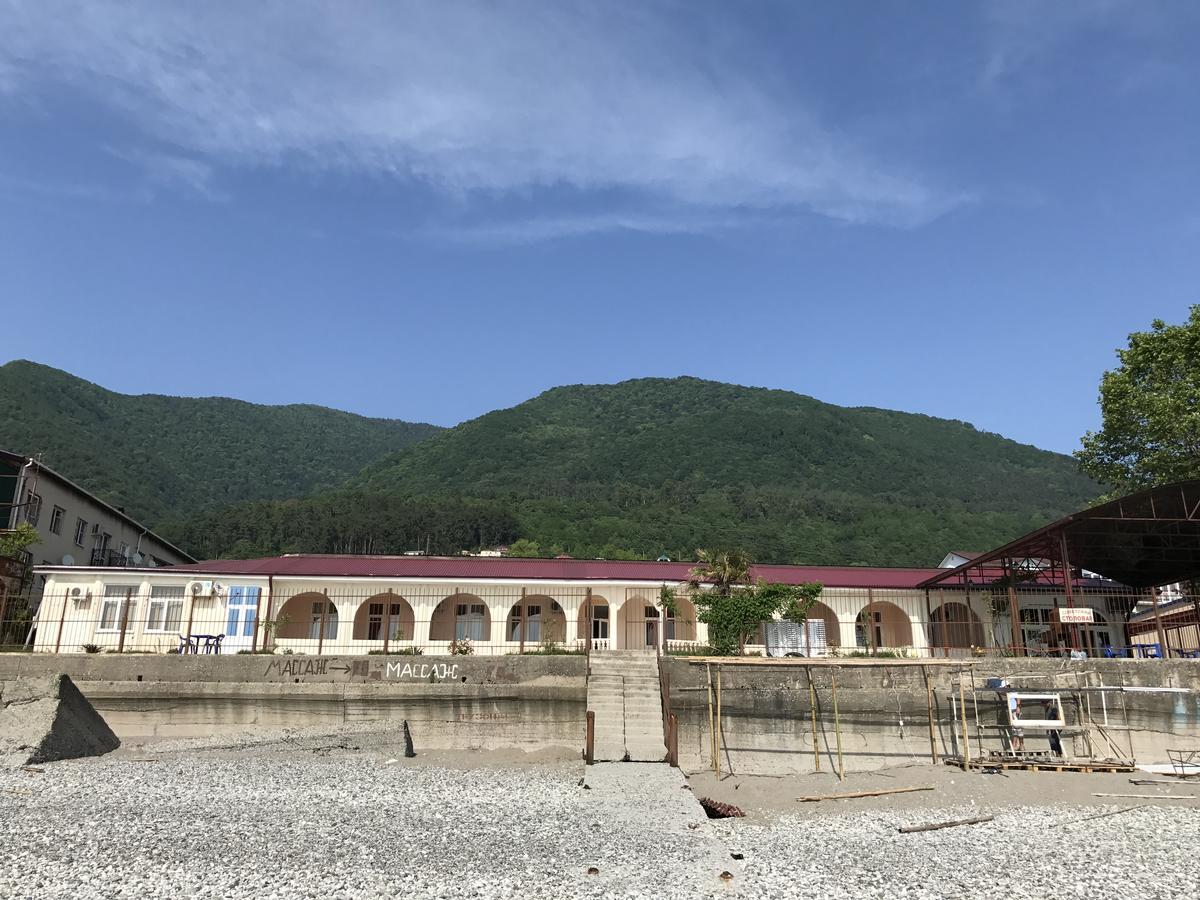 Davel Hotel Gagra Ngoại thất bức ảnh
