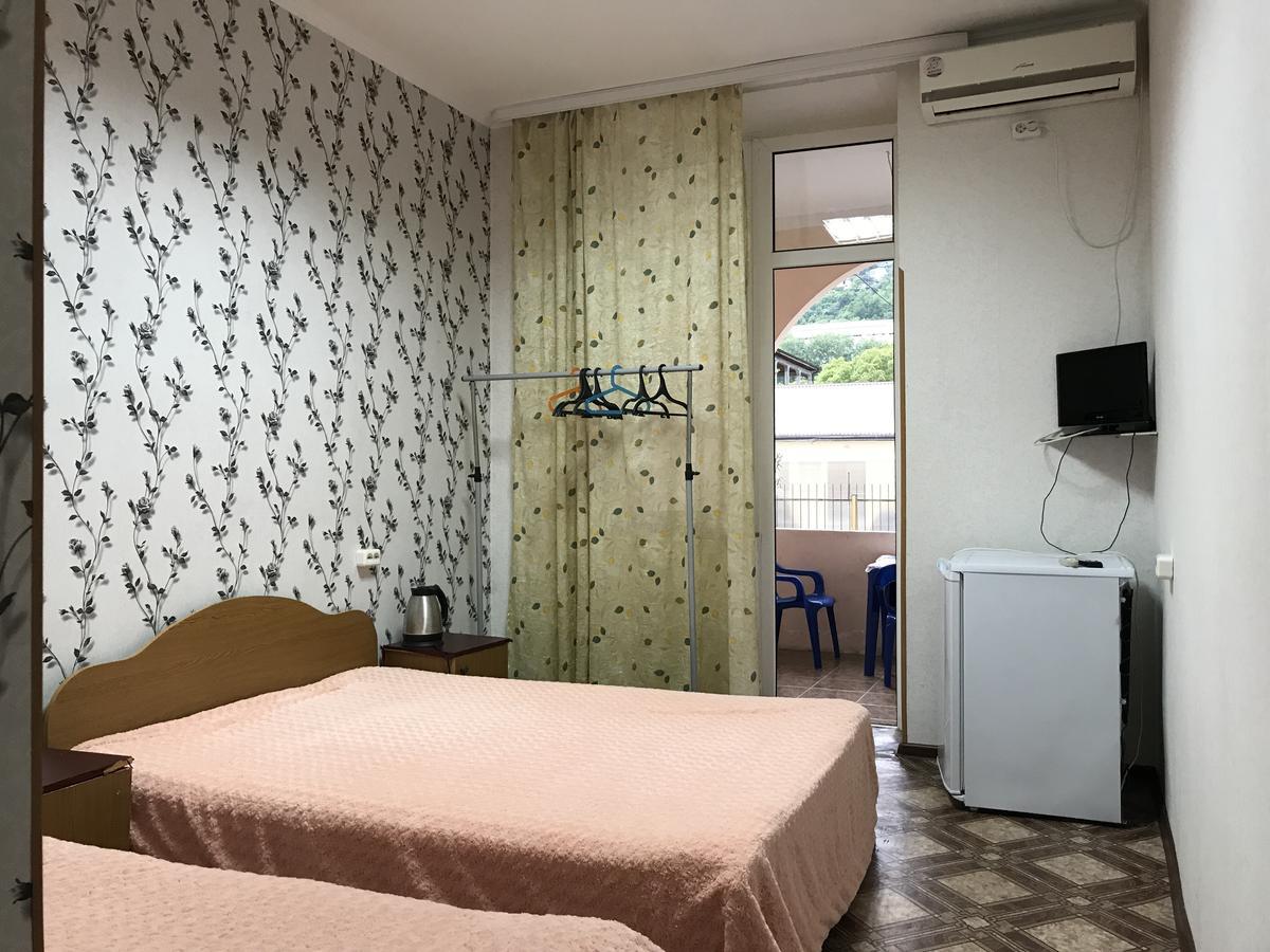 Davel Hotel Gagra Ngoại thất bức ảnh