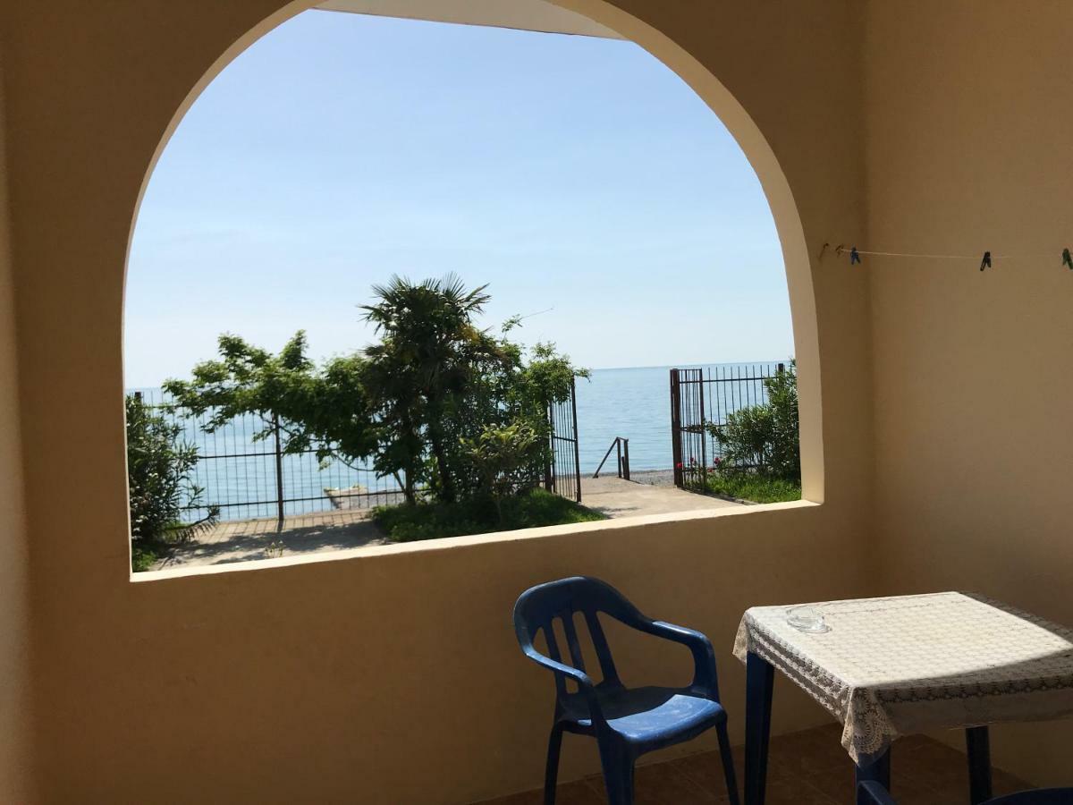 Davel Hotel Gagra Ngoại thất bức ảnh