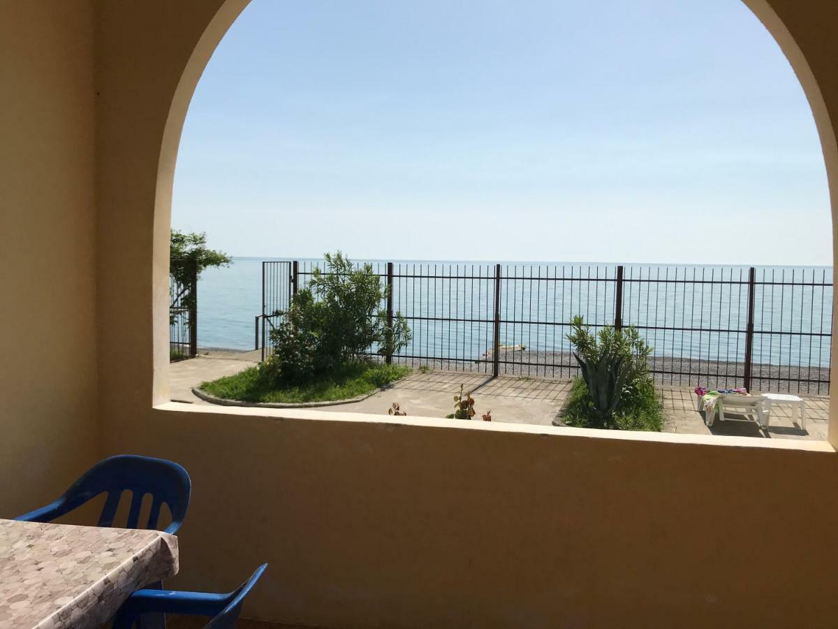 Davel Hotel Gagra Ngoại thất bức ảnh